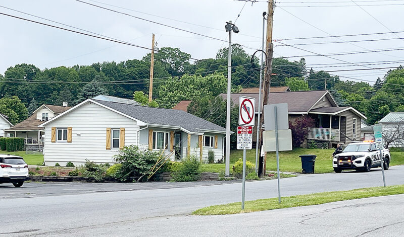 Armed standoff in Altoona ends without injuries